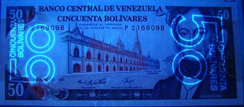 Piece bbcv50bs-eb01-p7 (Obverse, under ultraviolet light)